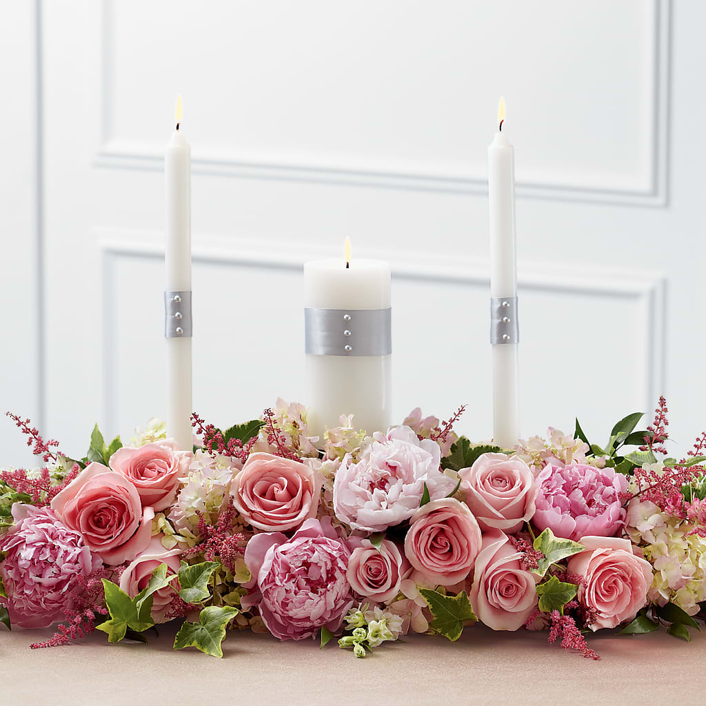 Worldwide Romance Unity Candle Arrangement –  Loose Leaf Florist, Austin TX